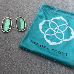 Kendra Scott earnings